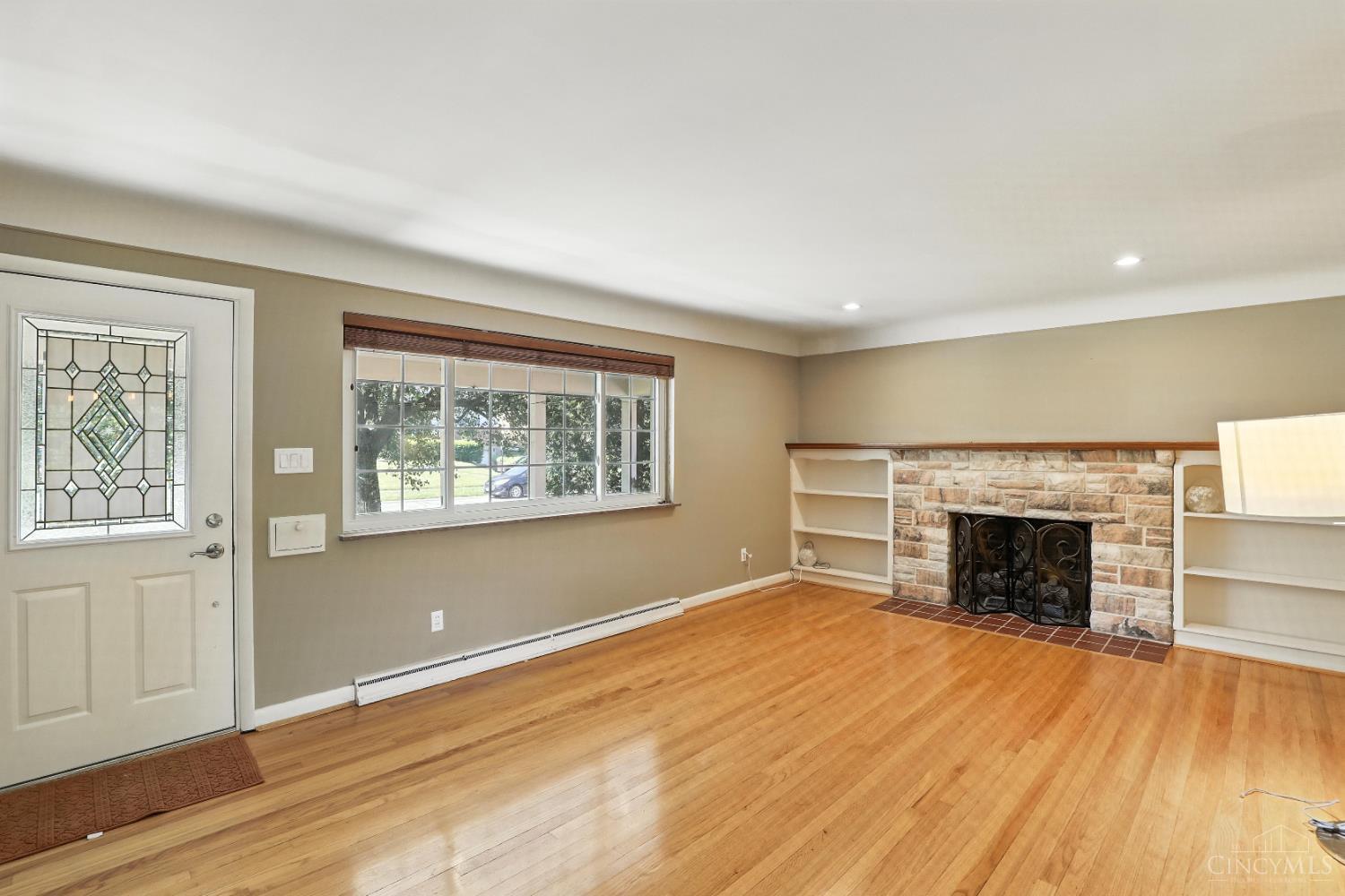 1006 Harbury Drive