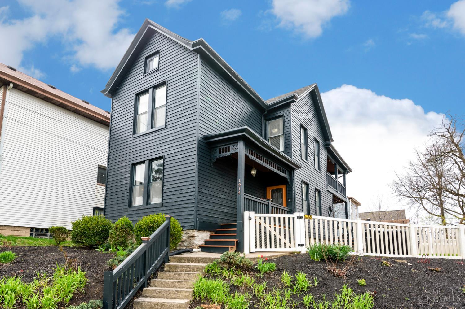 1915 Pogue Avenue