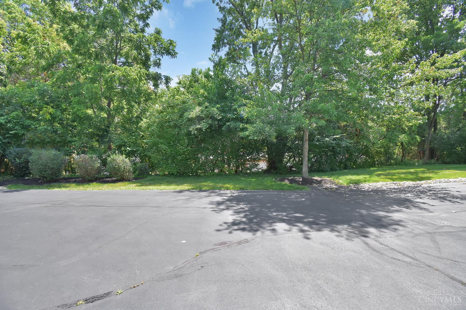 8852 Montgomery Road
