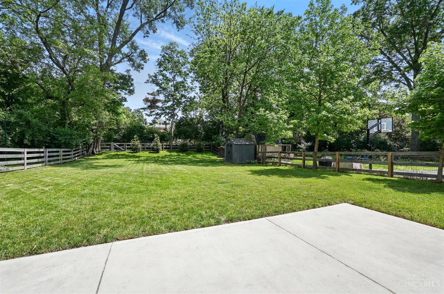 1728 Tiffany Lane