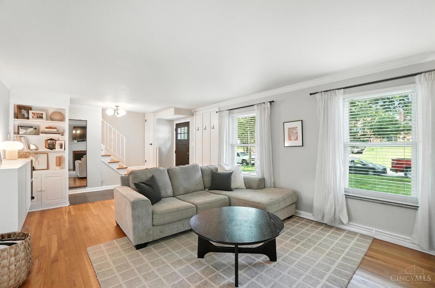 1728 Tiffany Lane