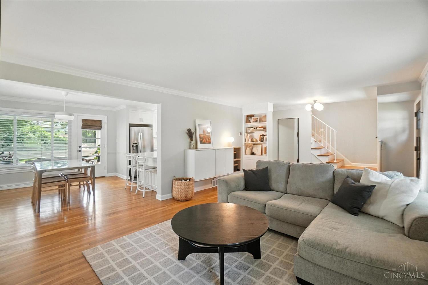 1728 Tiffany Lane
