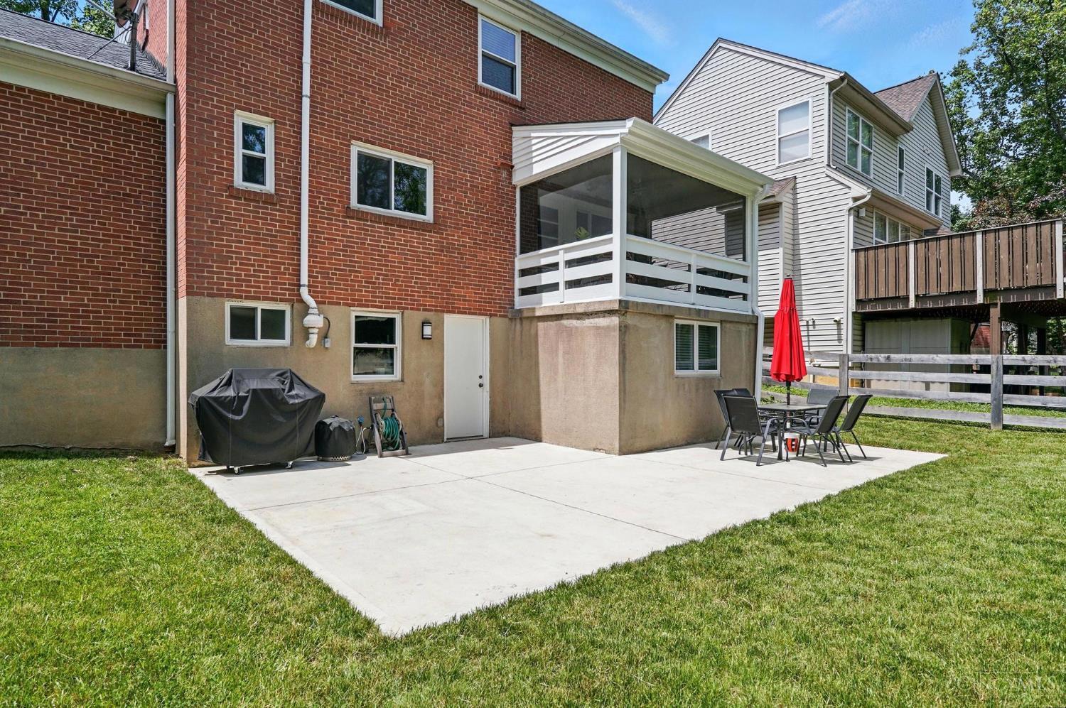 1728 Tiffany Lane