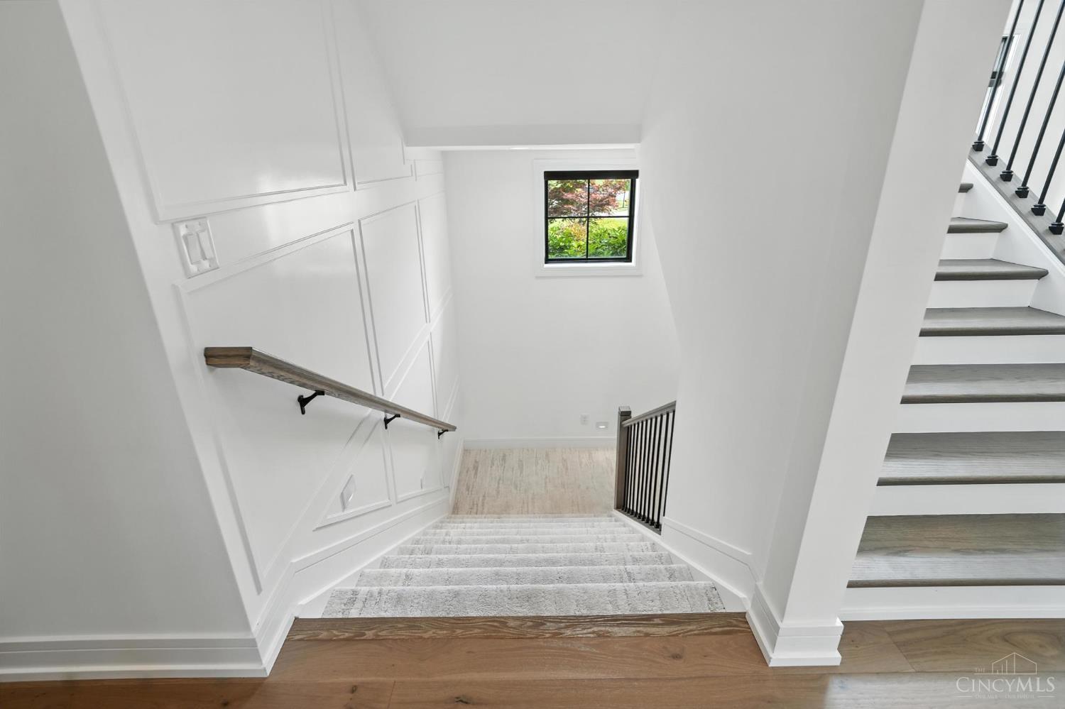 5413 Walnut View Drive