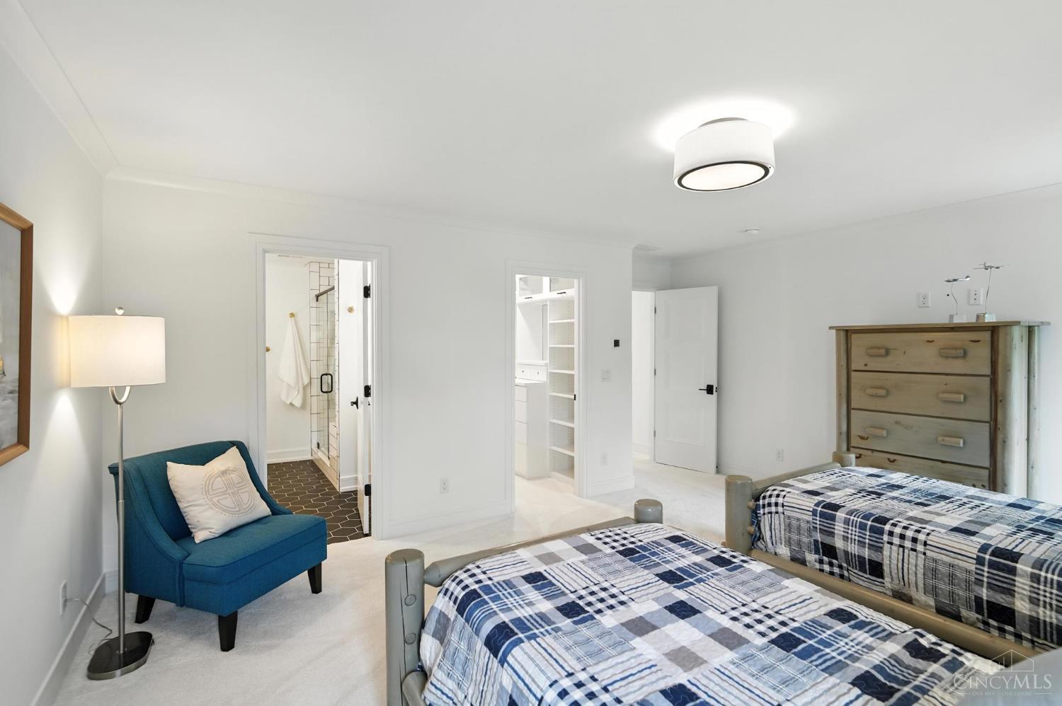 5413 Walnut View Drive