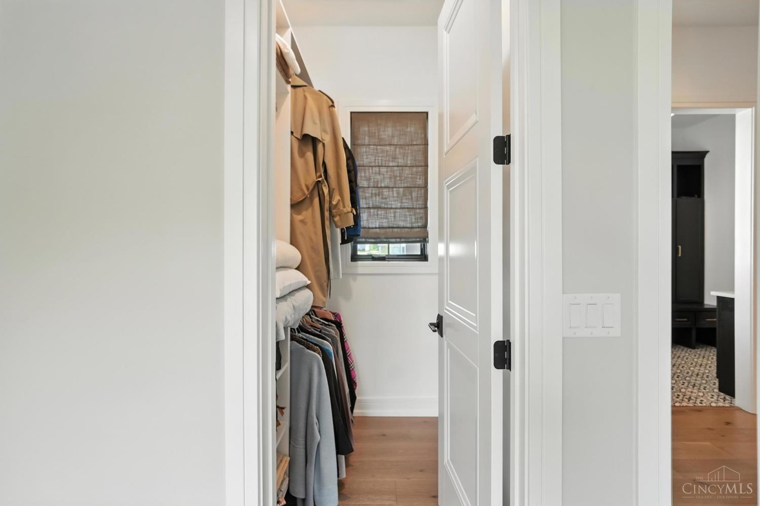 5413 Walnut View Drive