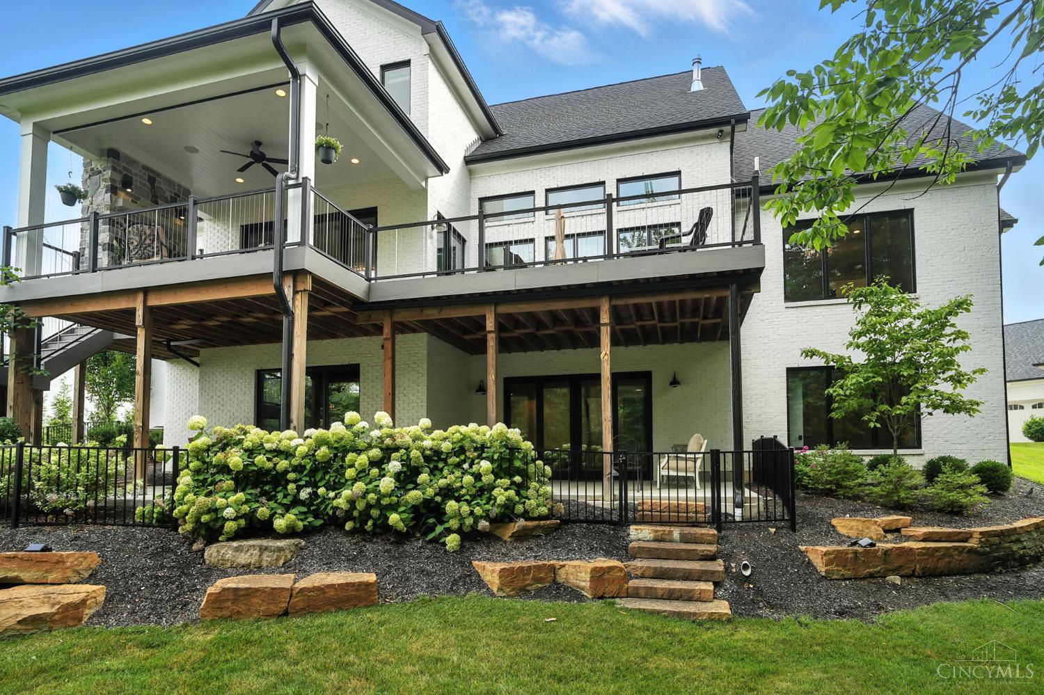 5413 Walnut View Drive