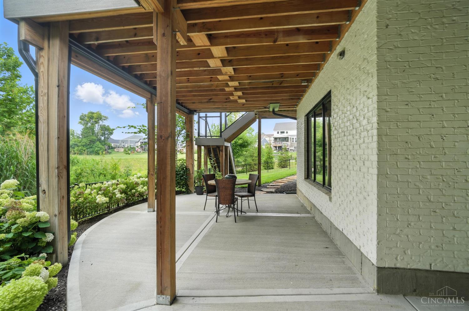 5413 Walnut View Drive