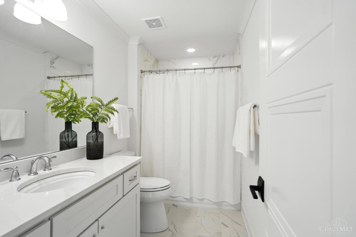 5413 Walnut View Drive