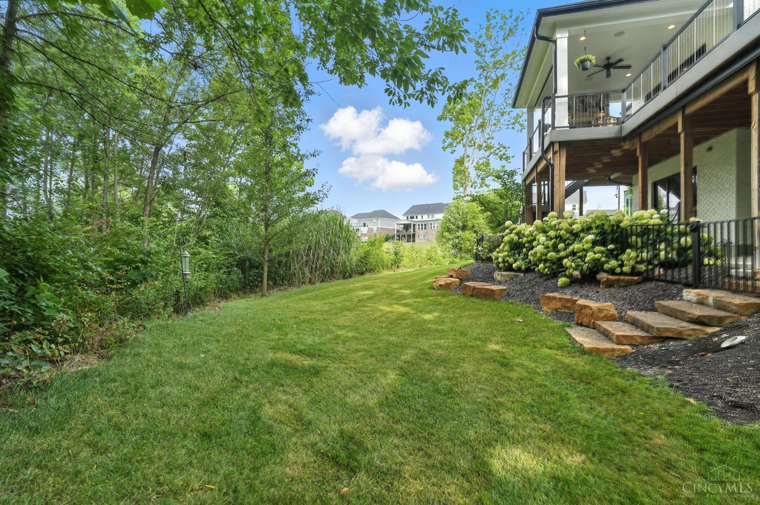 5413 Walnut View Drive