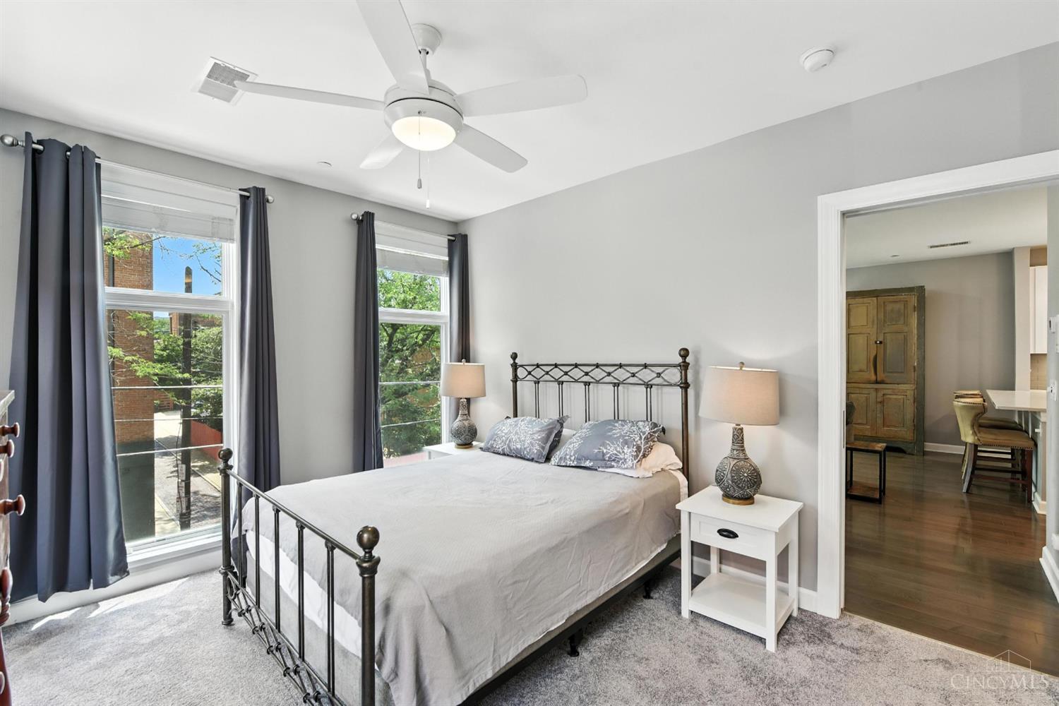 116 W Fifteenth Street 204