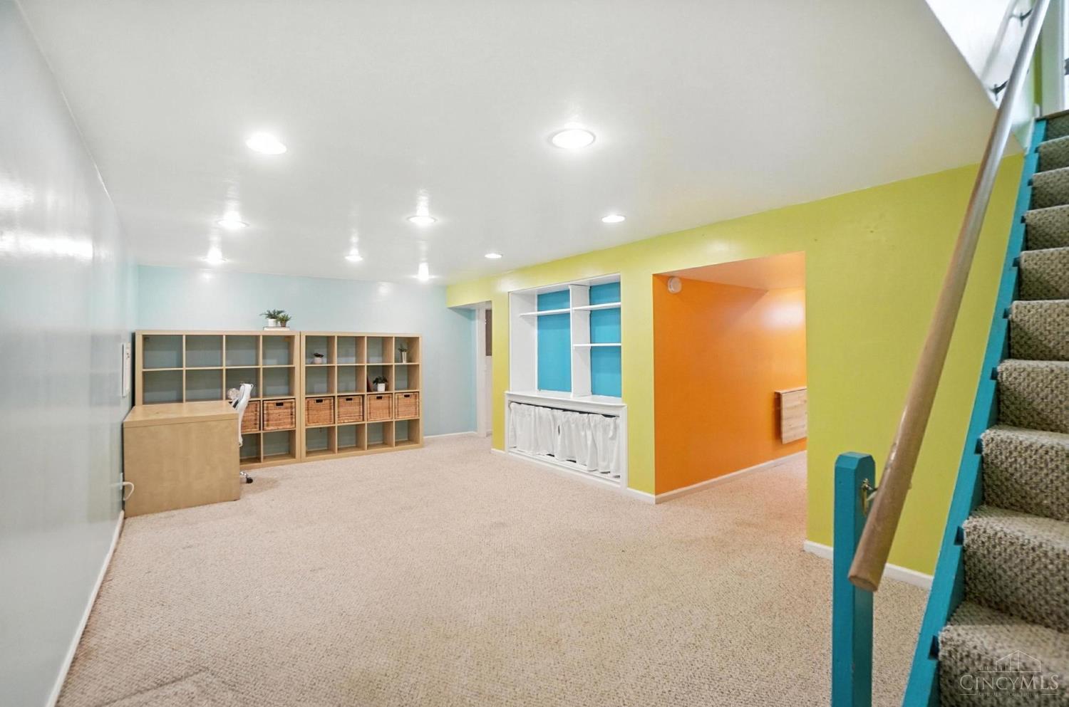 8550 Pondridge Drive