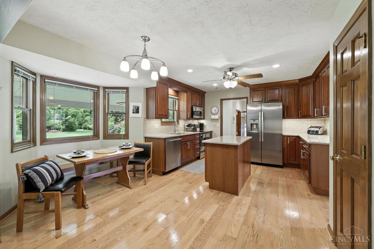 7603 Live Oak Drive