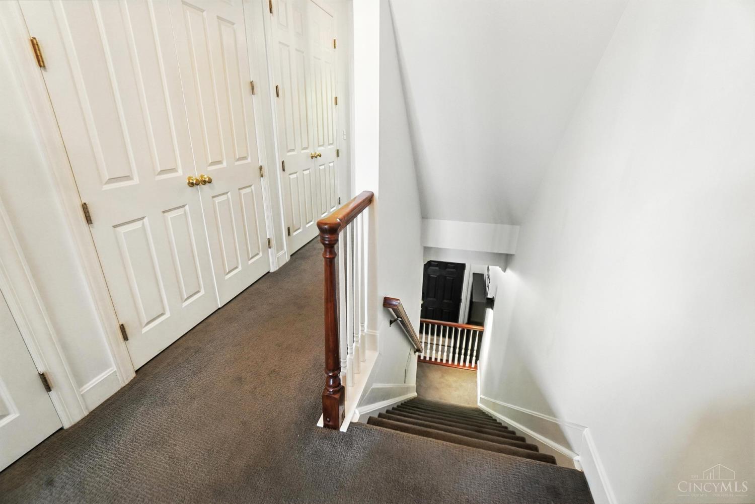 925 Weninger Circle