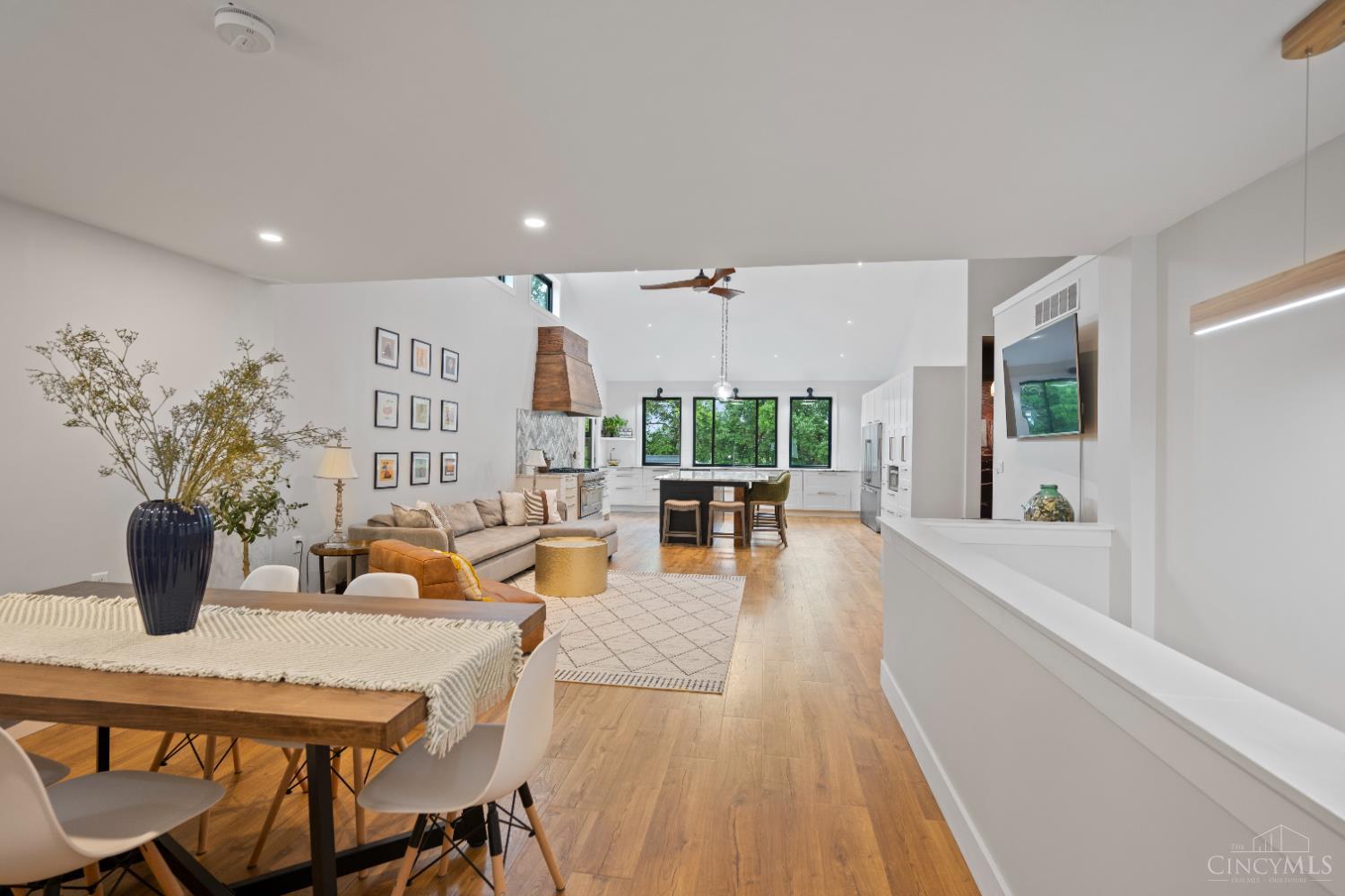 9639 Delray Drive