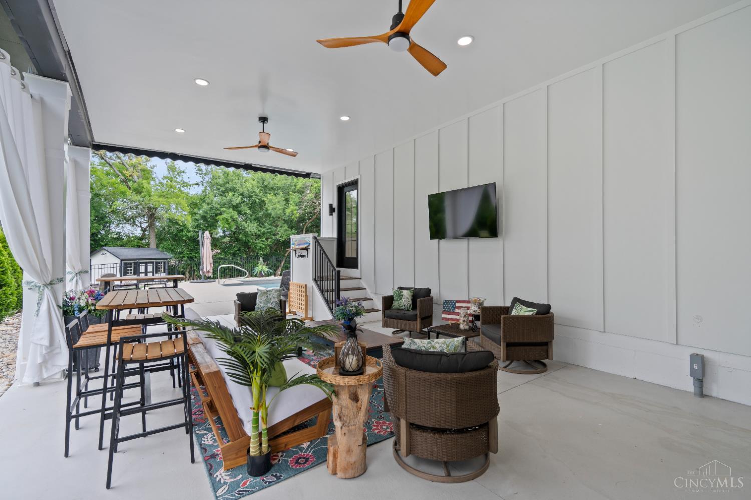 9639 Delray Drive