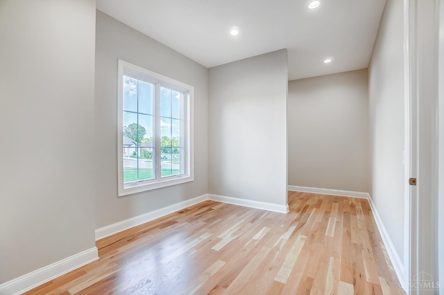 10 Priya Place
