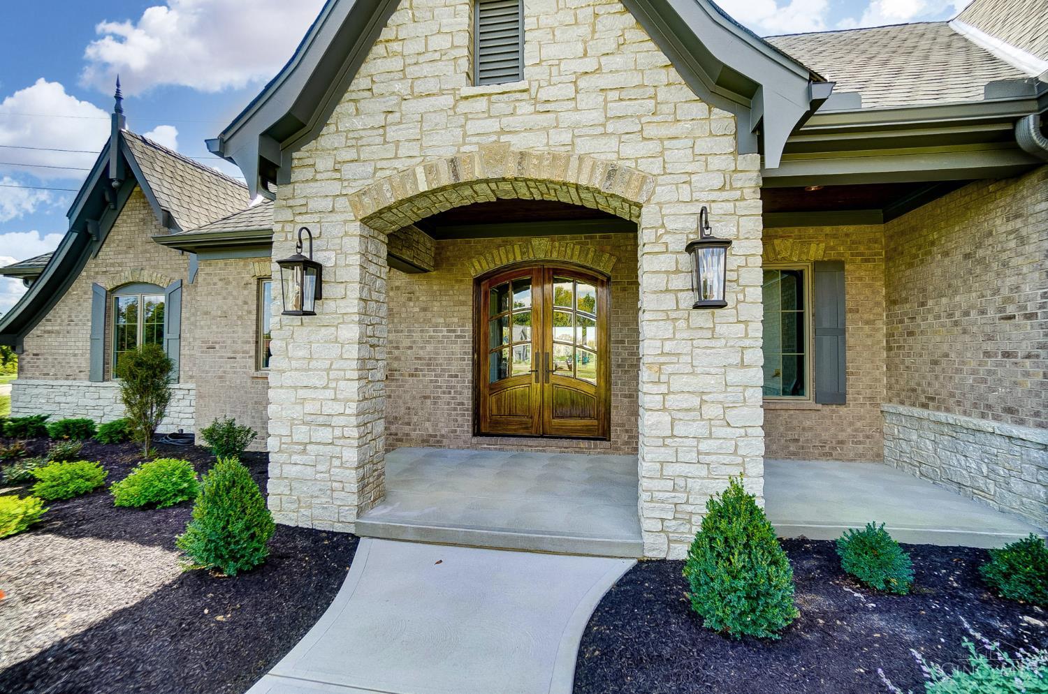 10 Priya Place