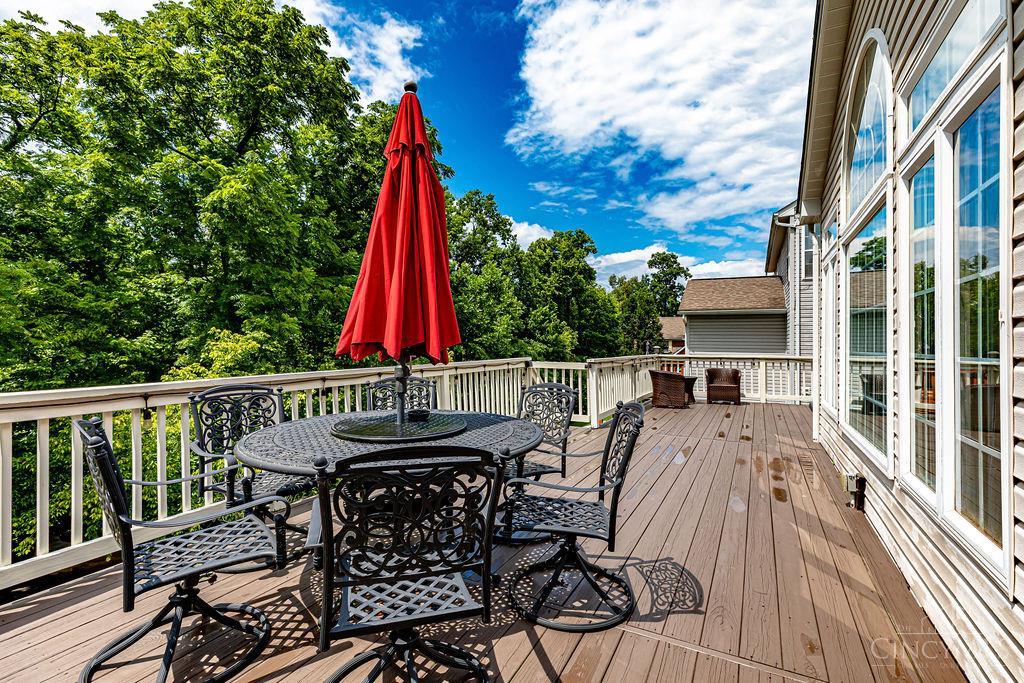 5414 Jamies Oak Court
