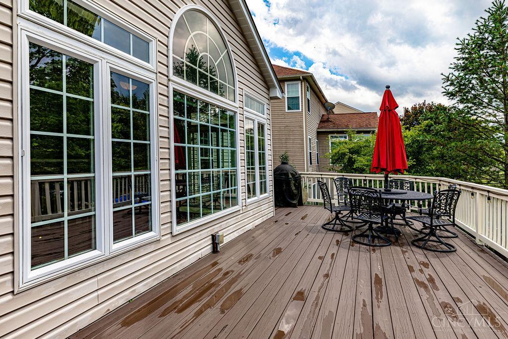 5414 Jamies Oak Court
