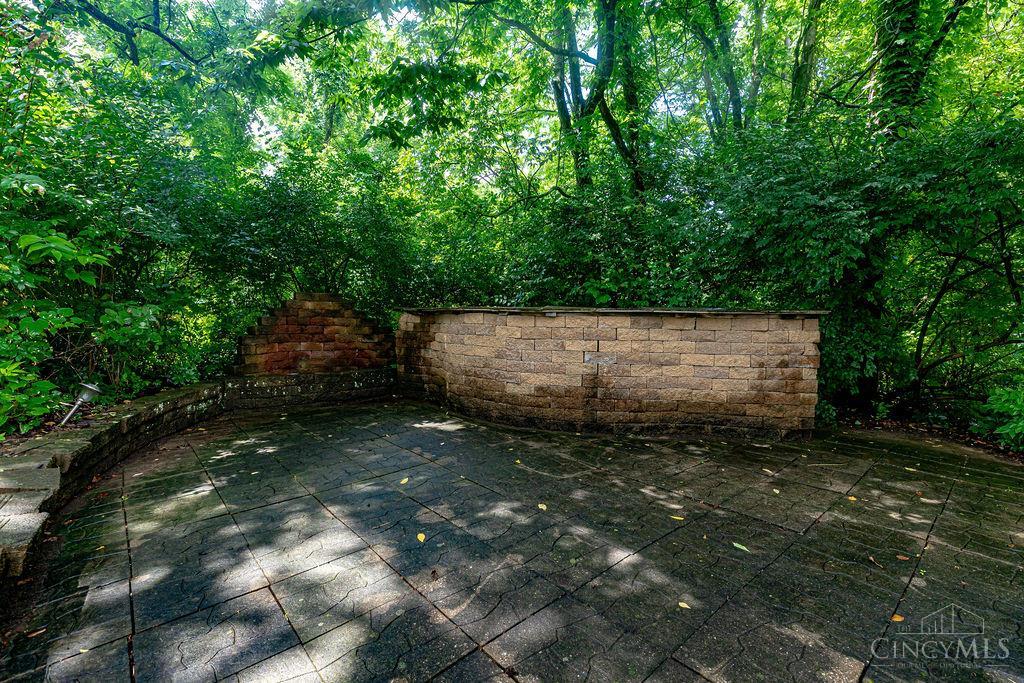 5414 Jamies Oak Court