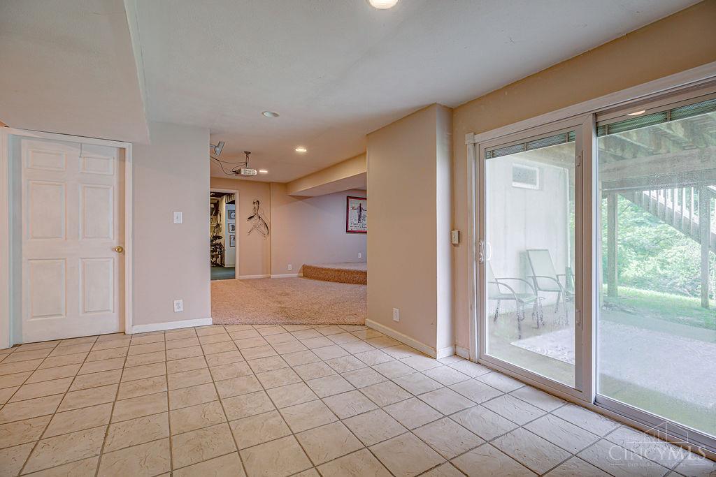 5414 Jamies Oak Court