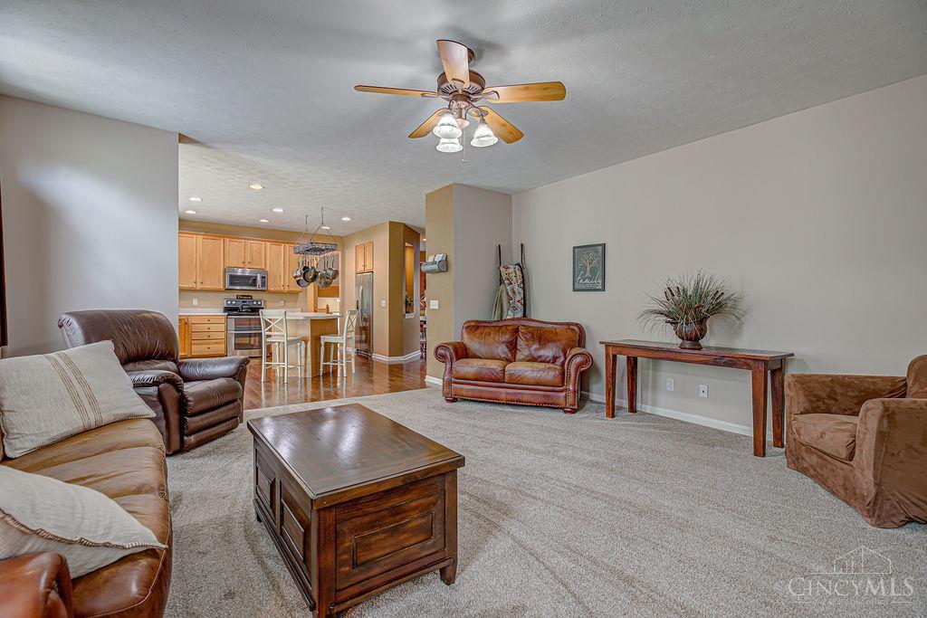 5414 Jamies Oak Court