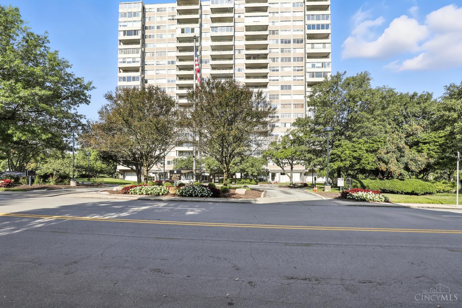 2324 Madison Road 1208