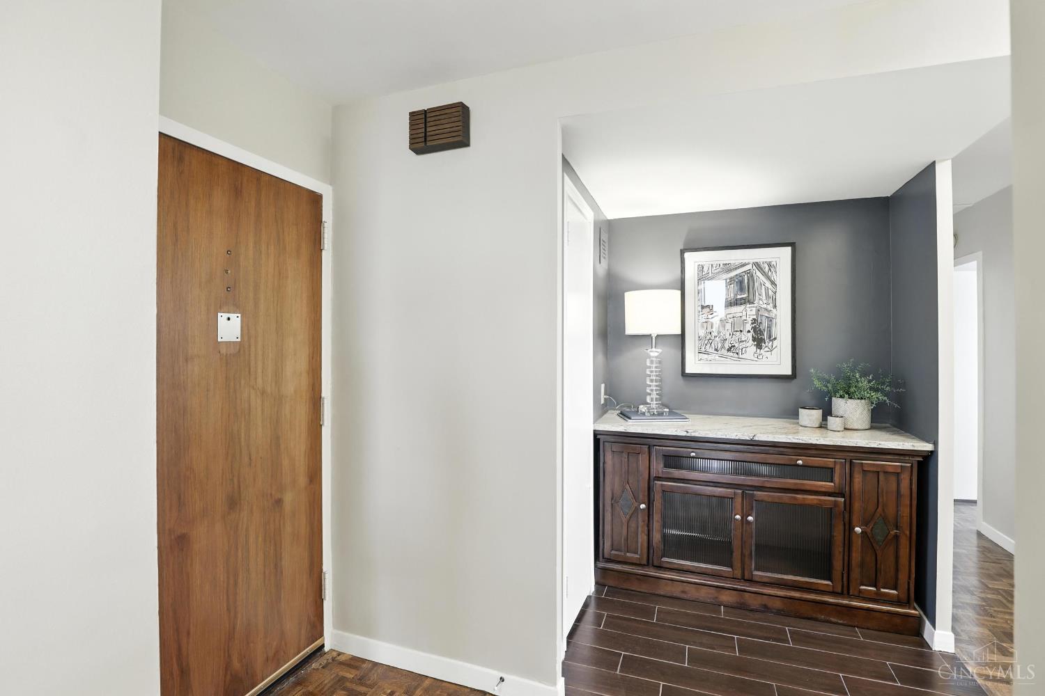 2324 Madison Road 1208