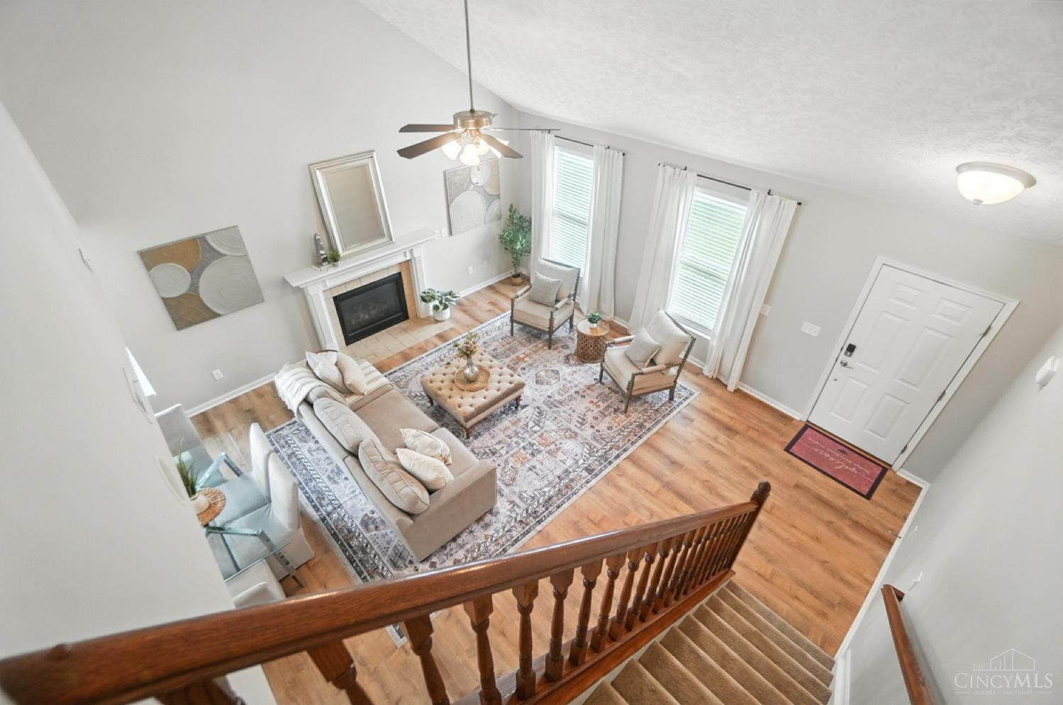 4239 N Gensen