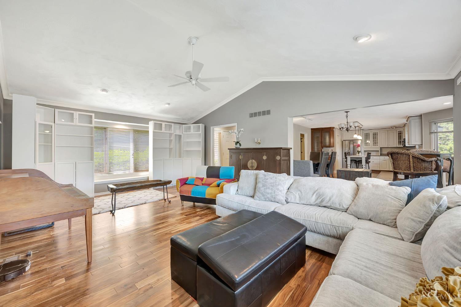 10 Marcel Court