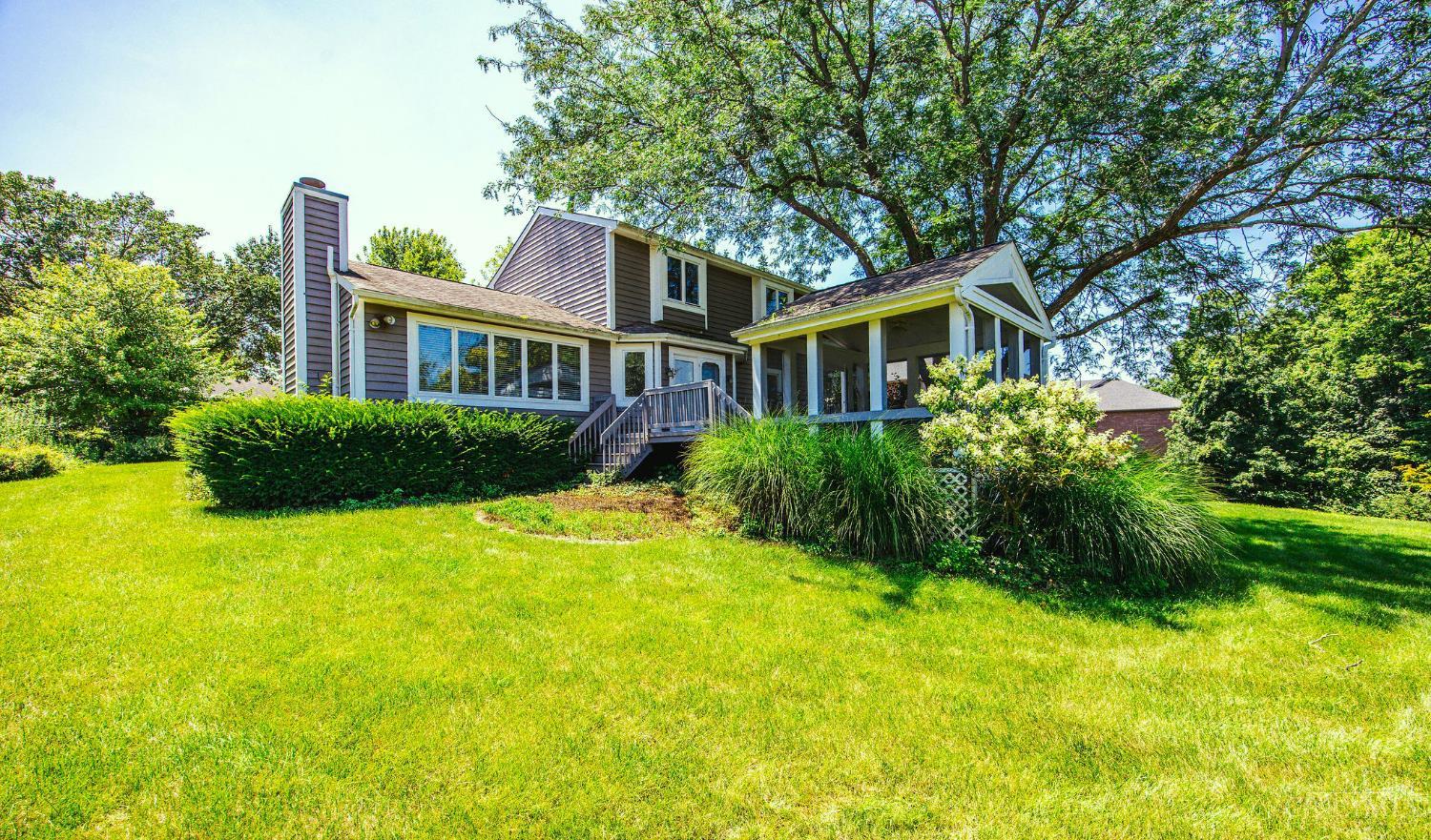 10 Marcel Court