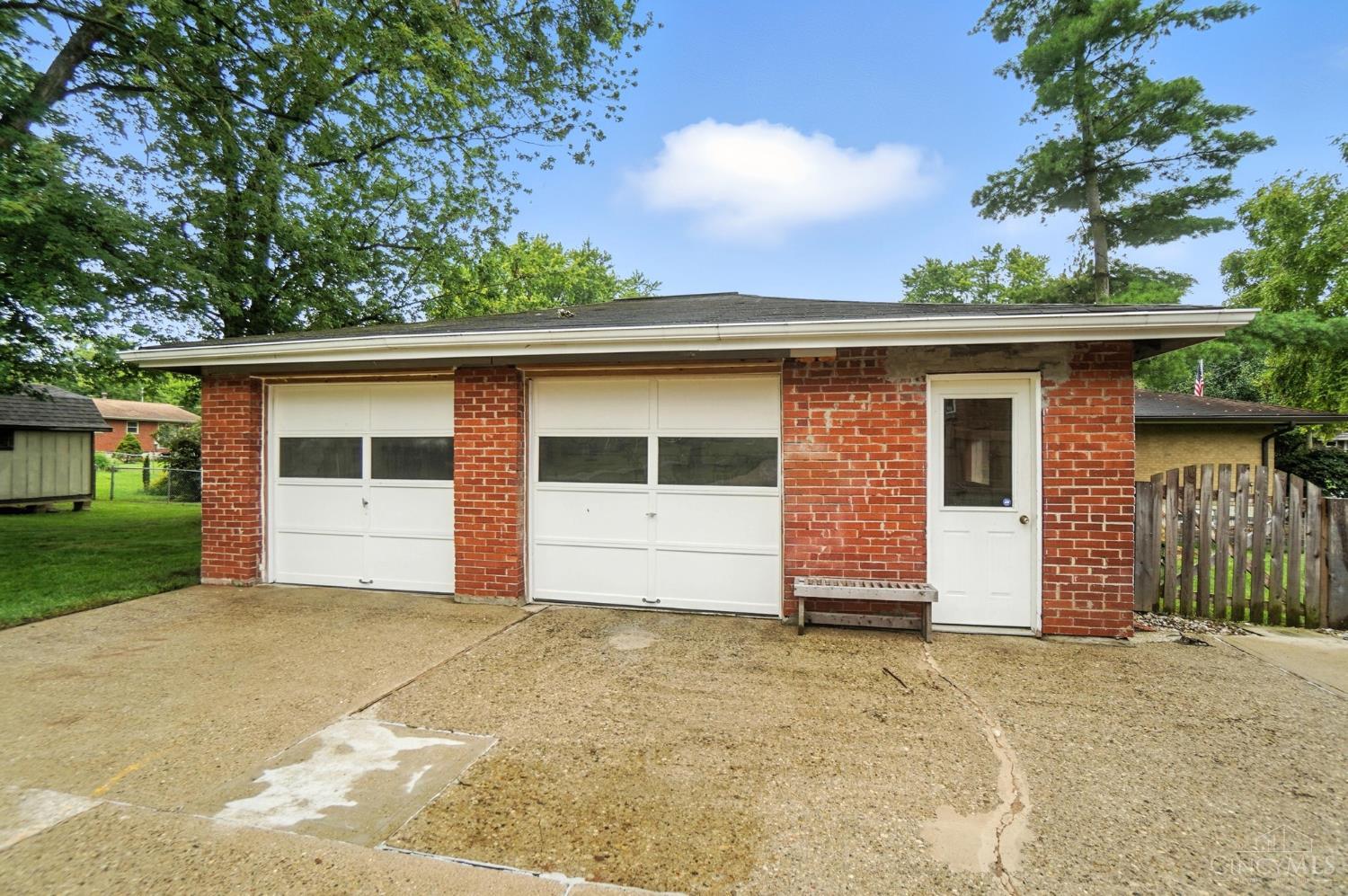 3939 Beavercreek Circle