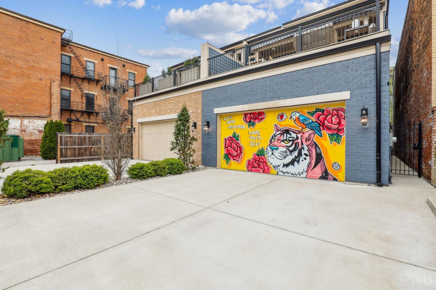 1409 Race Street