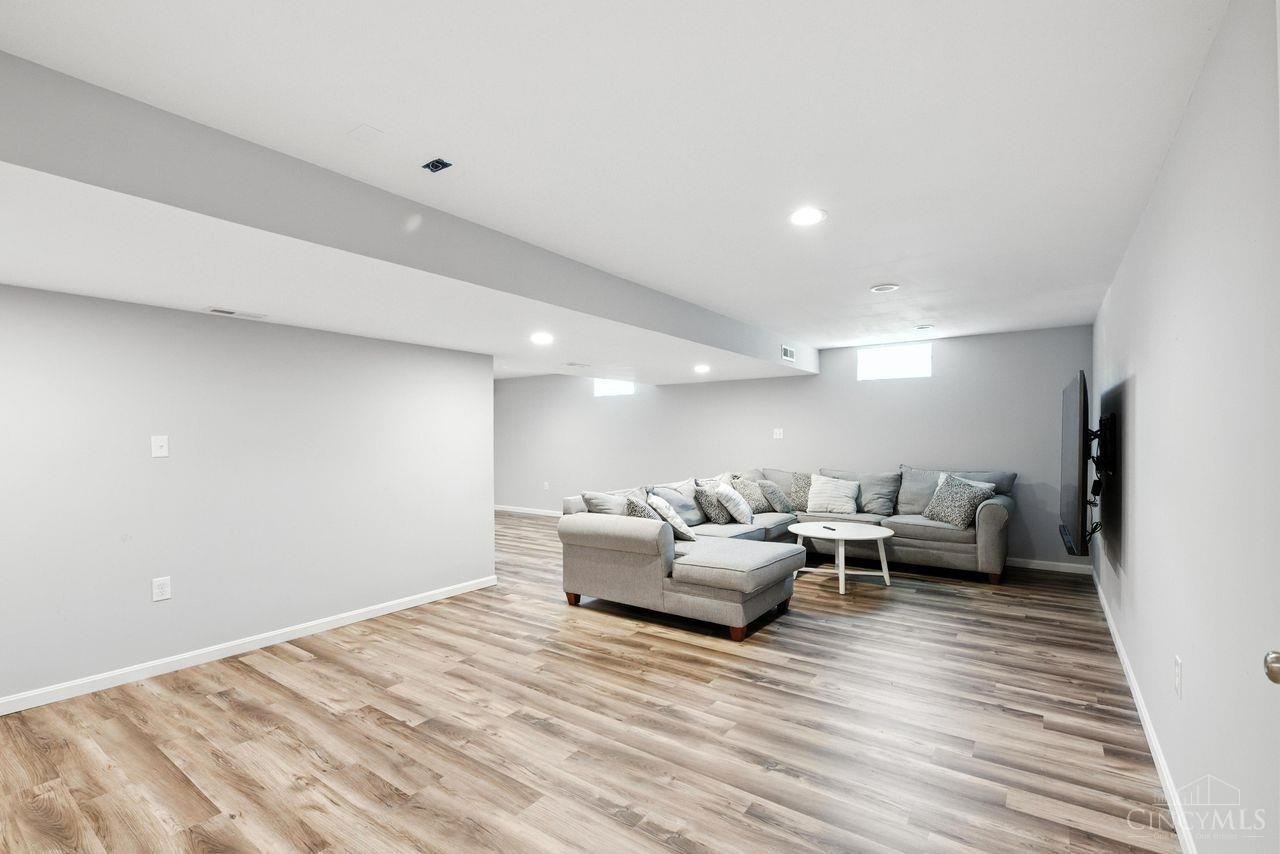103 Timber Cove