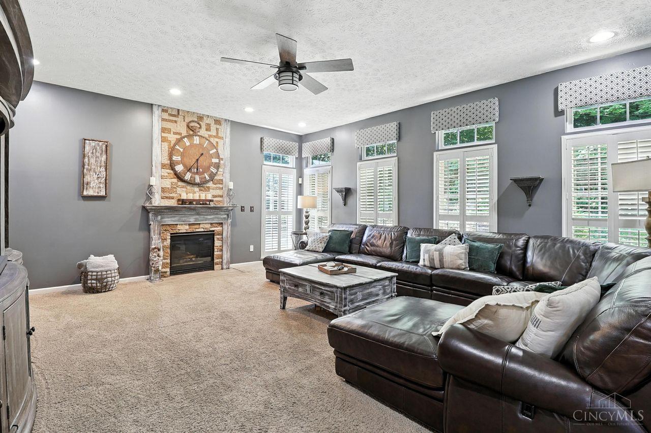 3217 Spalding Drive