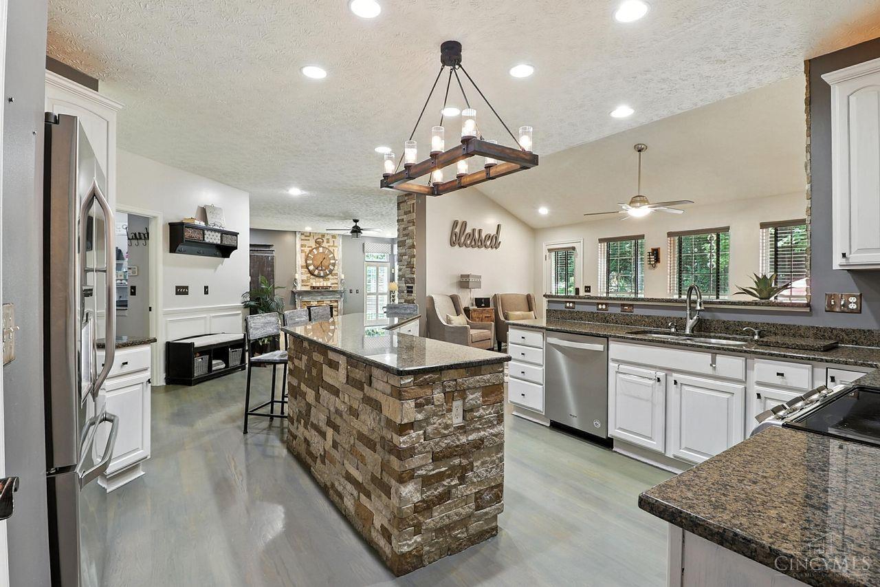 3217 Spalding Drive