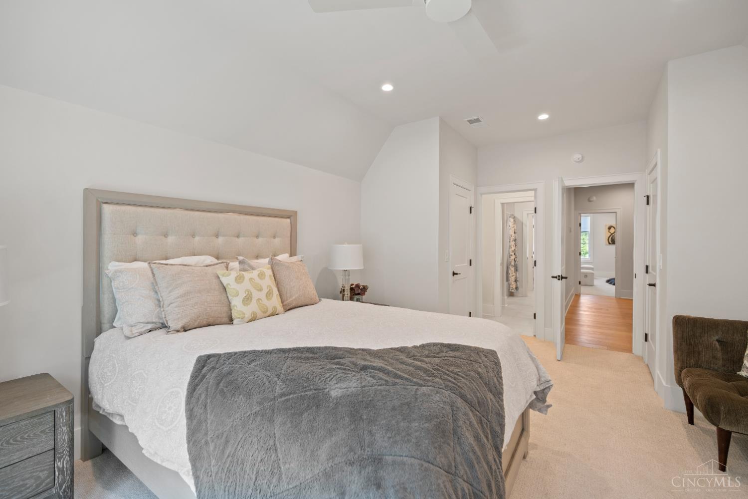 5805 Hickory Court