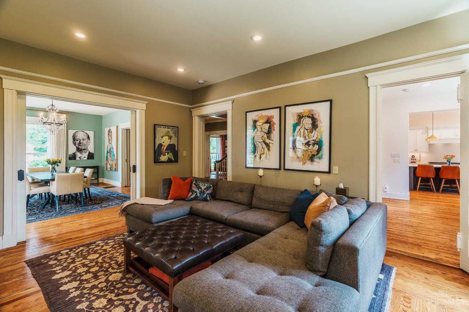 4042 Clifton Ridge Dr