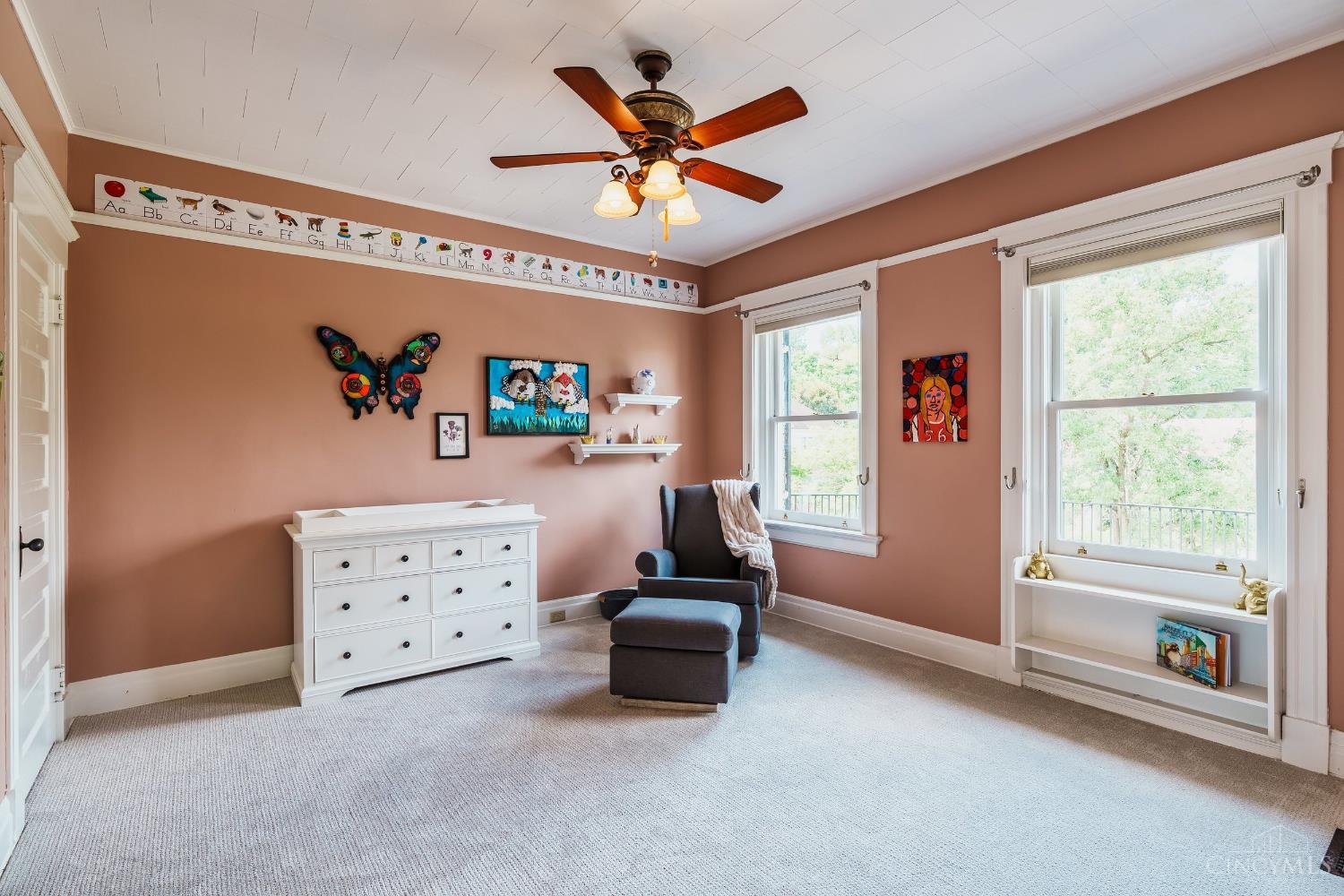 4042 Clifton Ridge Dr