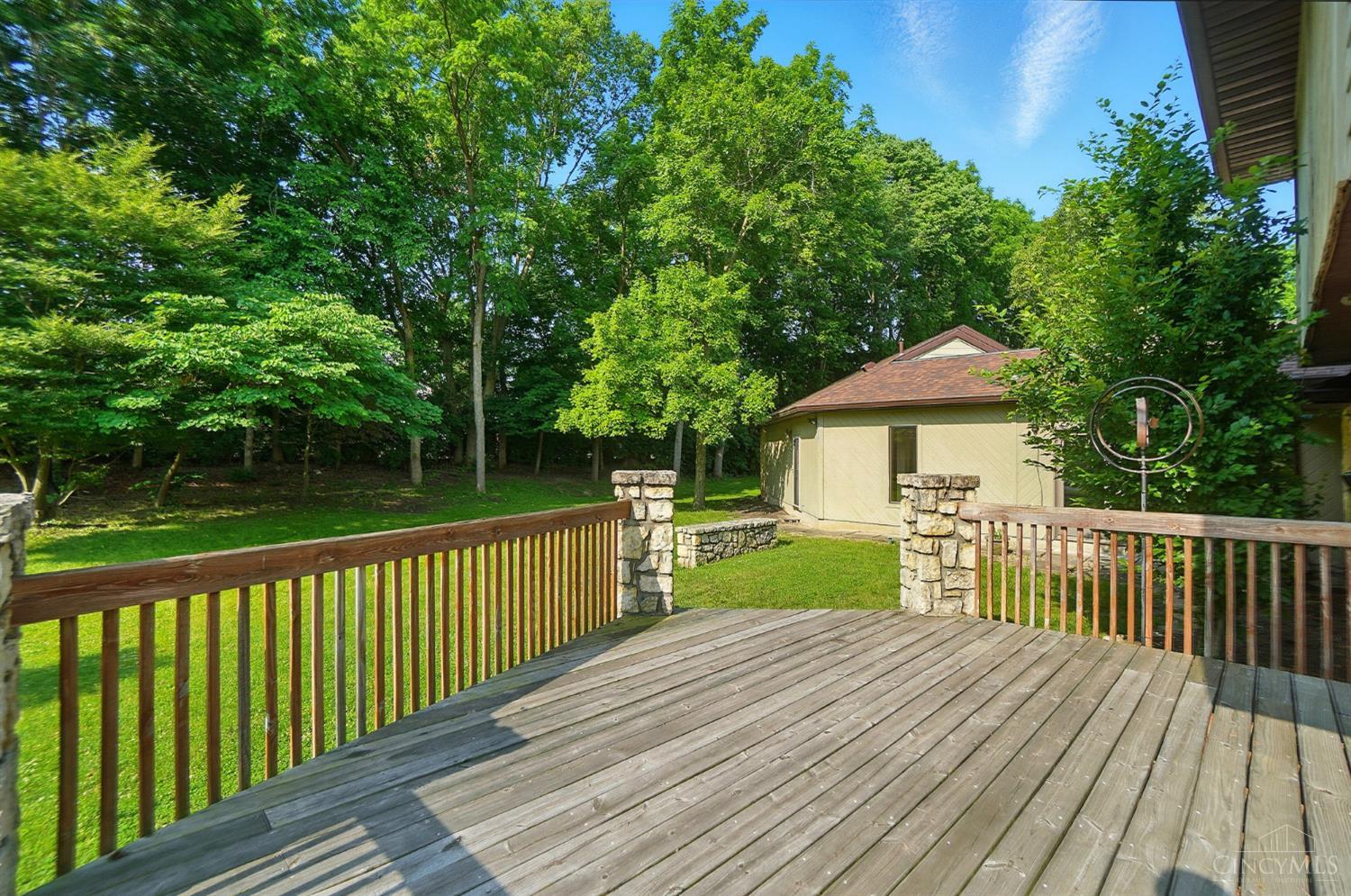 947 Broadview Drive