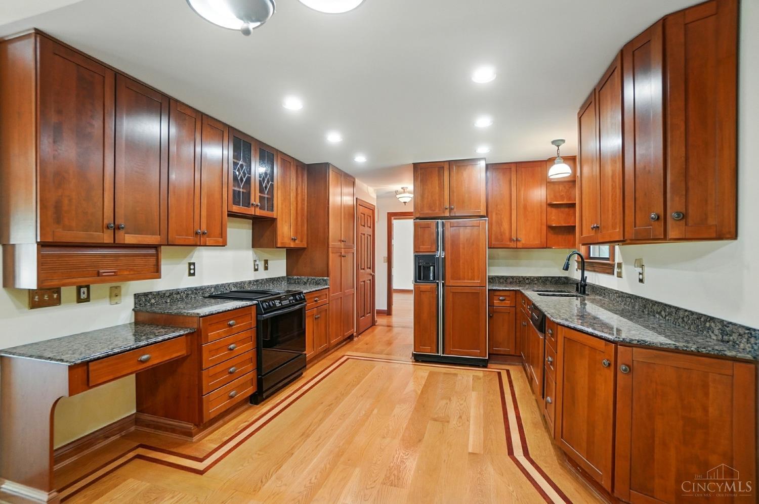 947 Broadview Drive