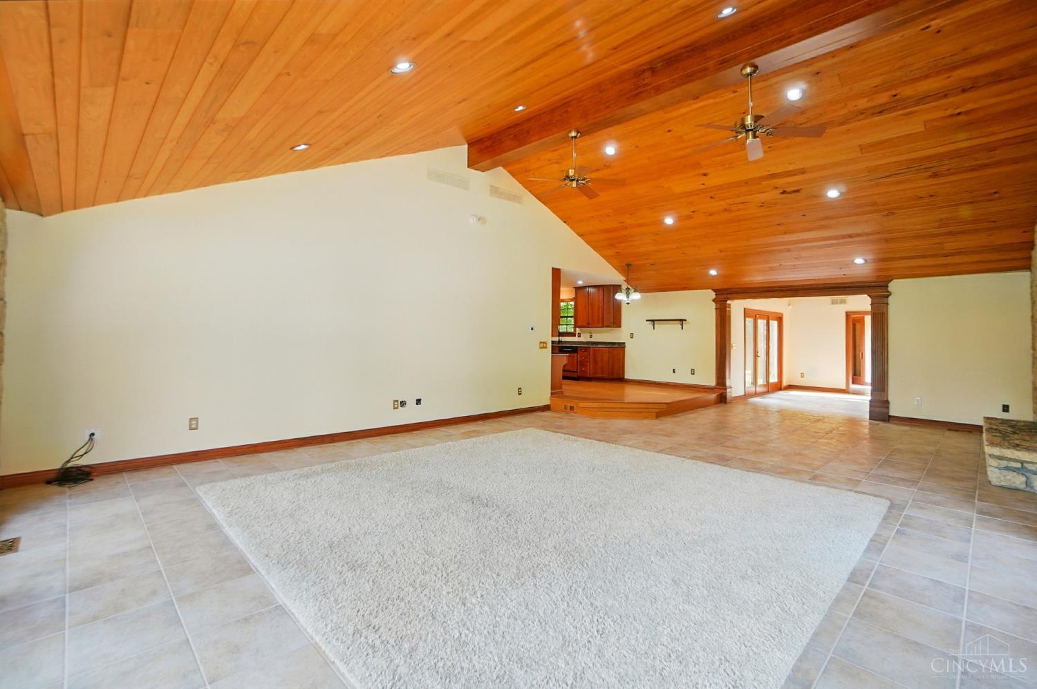 947 Broadview Drive