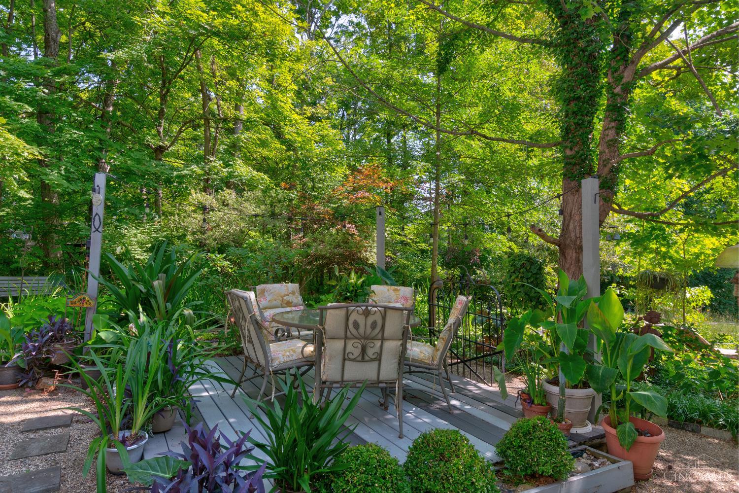 1218 Eversole Road