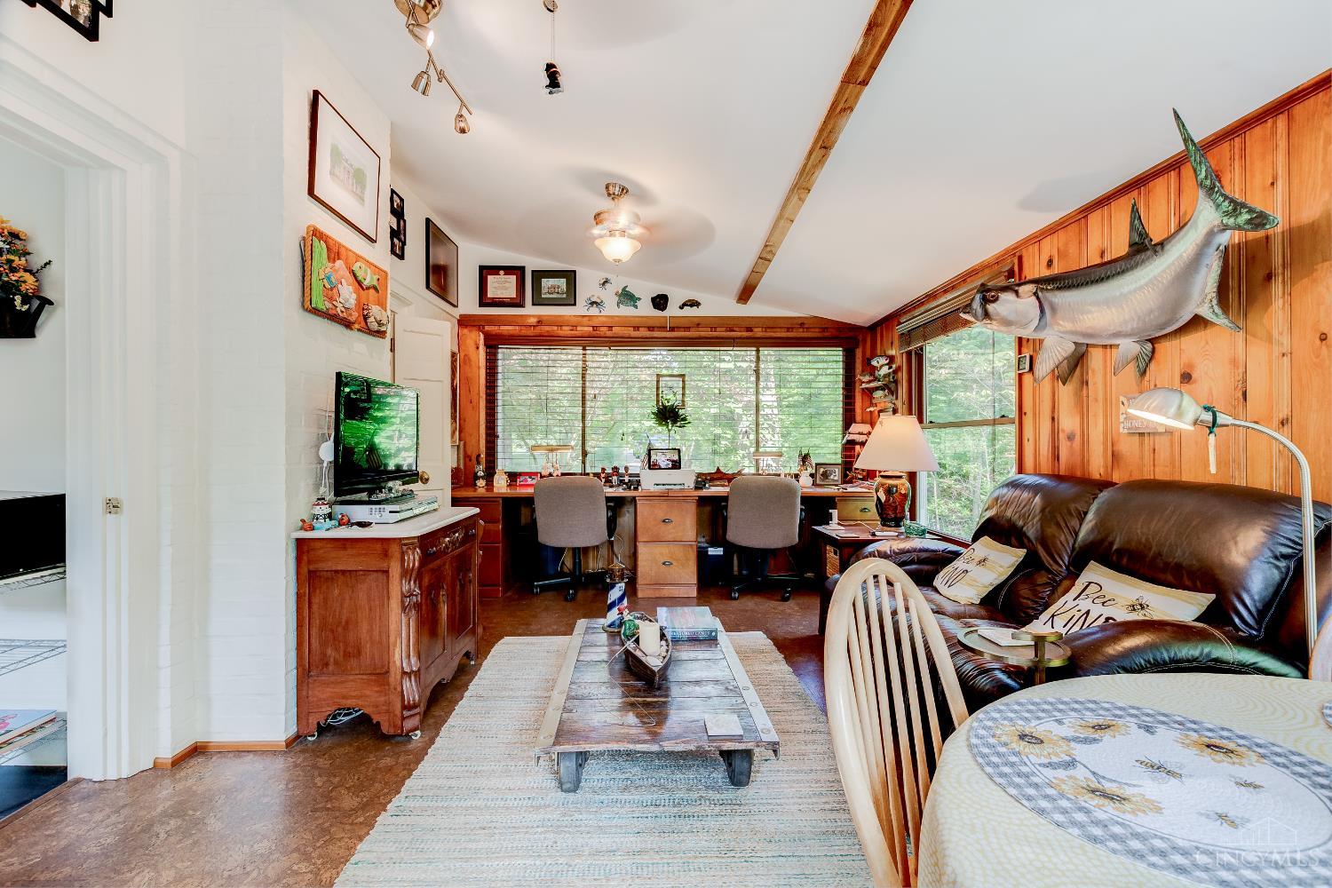 1218 Eversole Road