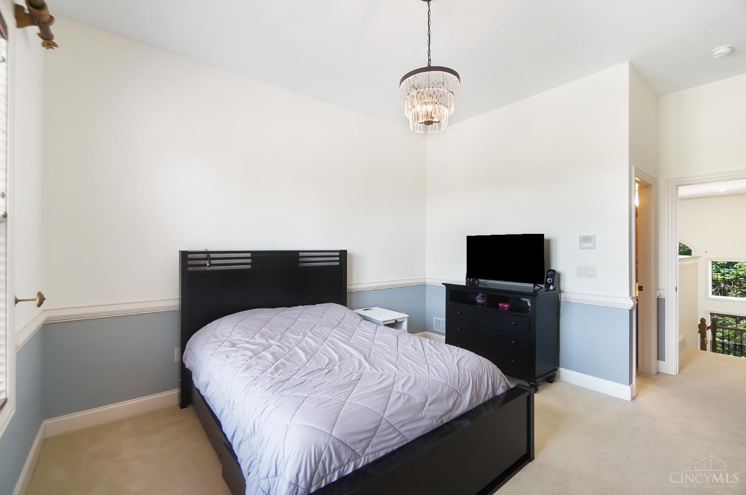 5806 Ferdinand Drive
