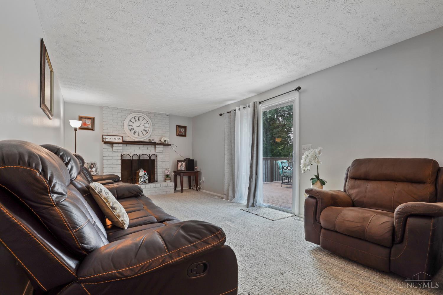 5563 Crestview Drive