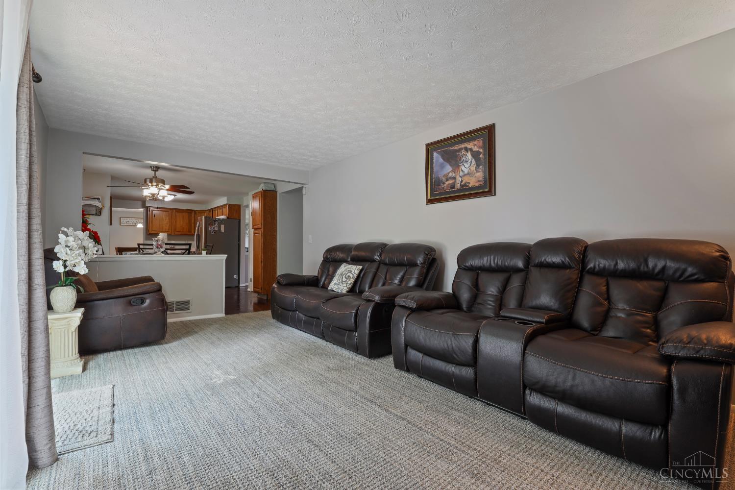 5563 Crestview Drive