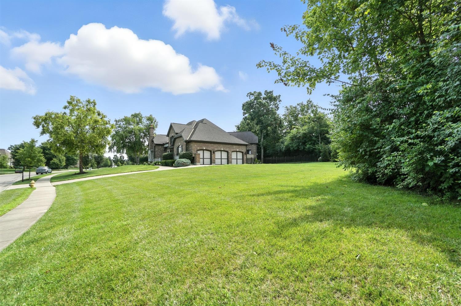 3727 Carmelle Woods Drive