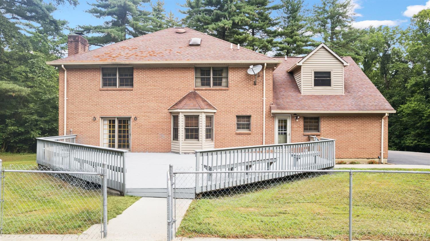 2030 Grandview Lane